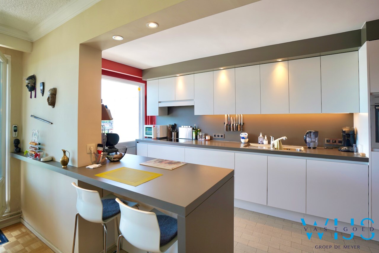 Instapklaar lichtrijk appartement te GENT 