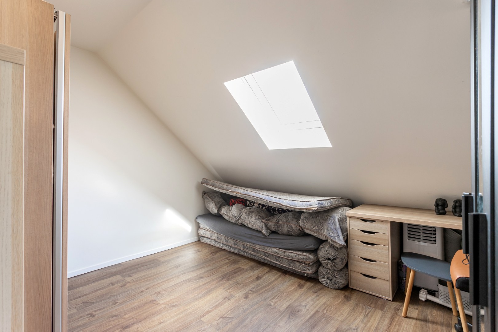 Instapklare woning met 3 slpk. , tuin en terras te Lembeek 