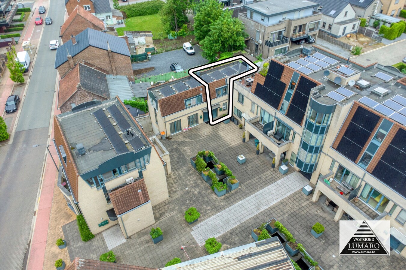 Comfortabele woning met privé tuintje, met zonnepanelen. 