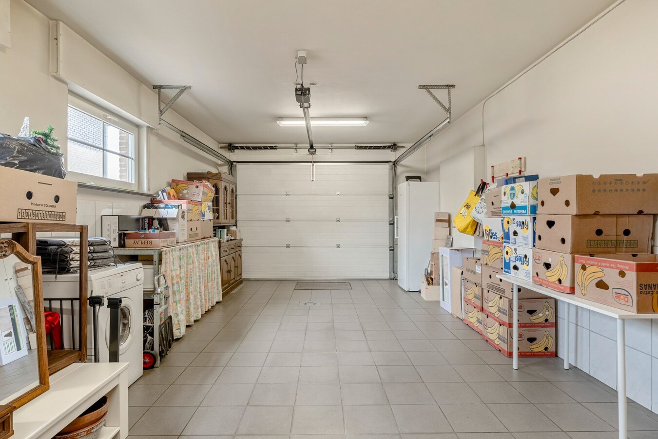 Verrassend ruim , vrijstaand landhuis op een perceel van 6a18ca. 