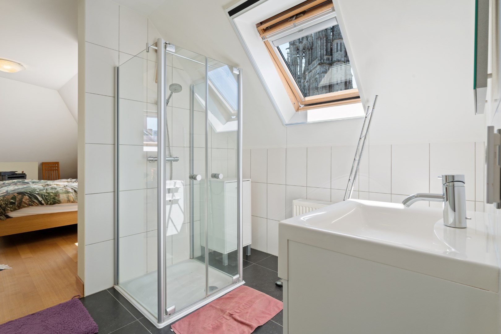 DUPLEX LUXUEUX AVEC 3 CHAMBRES À COUCHER DANS LE CENTRE D'OSTENDE 