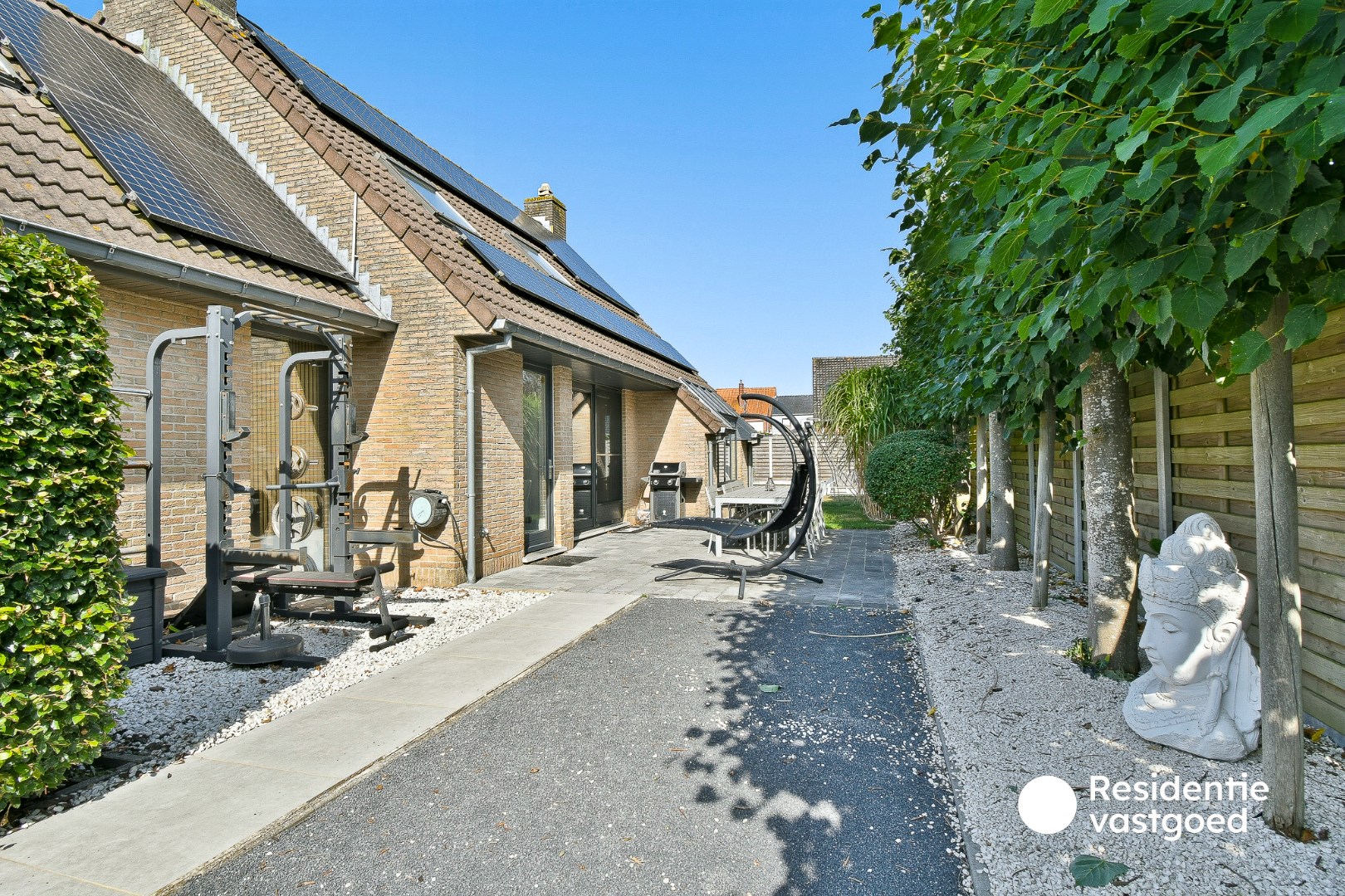 Rustig gelegen villa met verwarmd zwembad en ruime tuin 