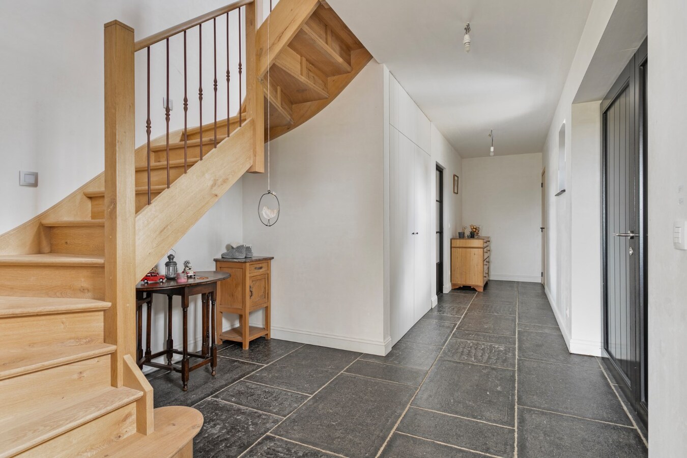 Uitzonderlijk gelegen landelijke villa met bijgebouw 