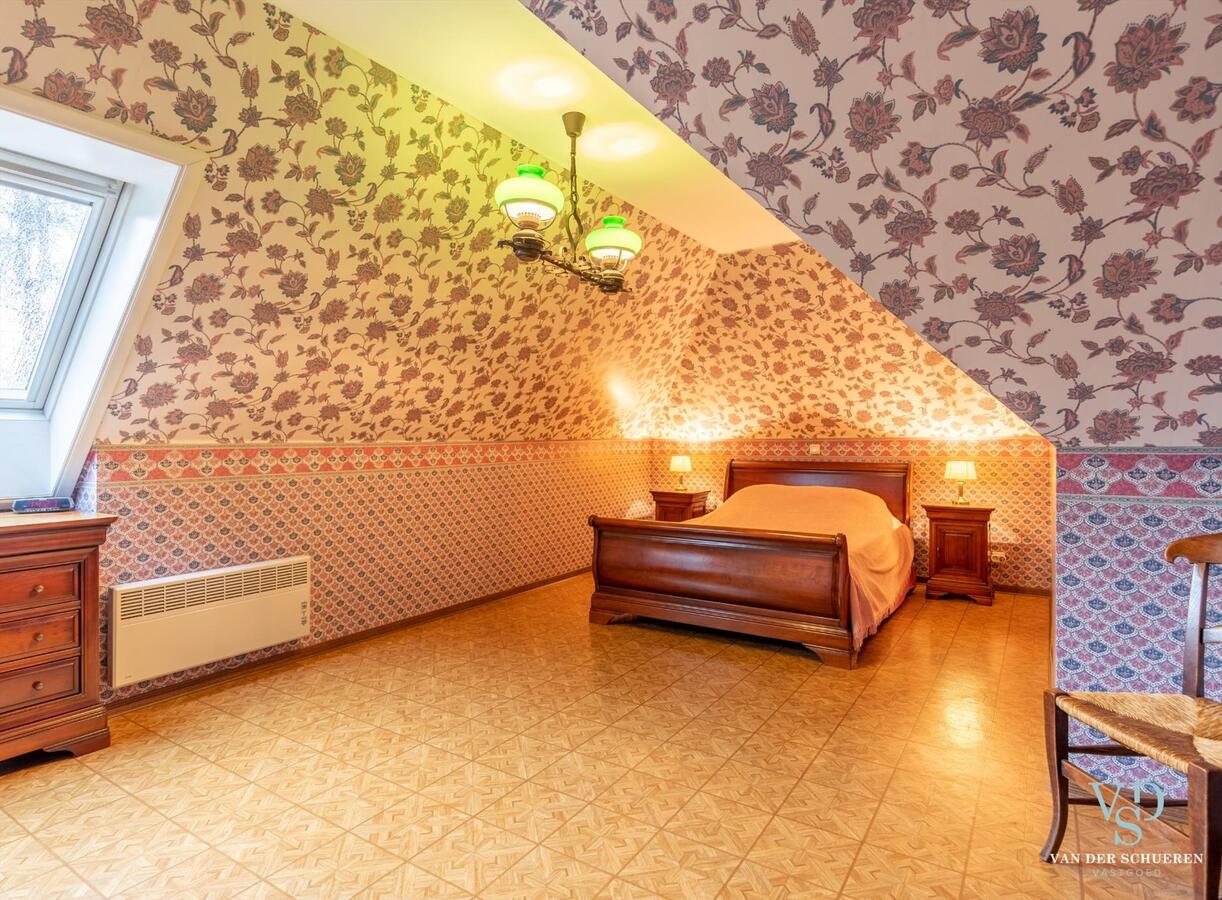 Stijlvolle villa in prachtige, groene omgeving.    Exclusief. 