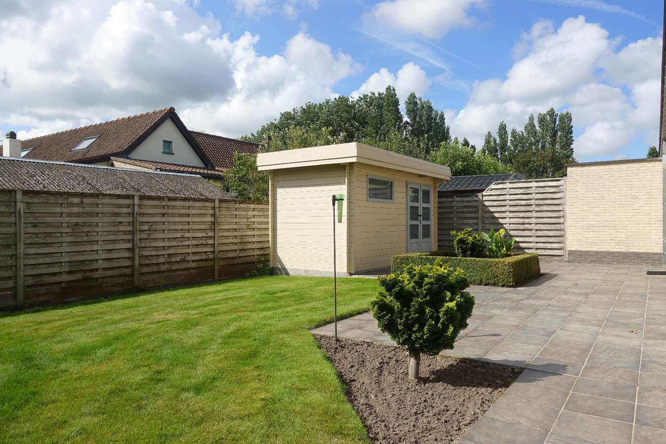 Instapklare halfopen woning 