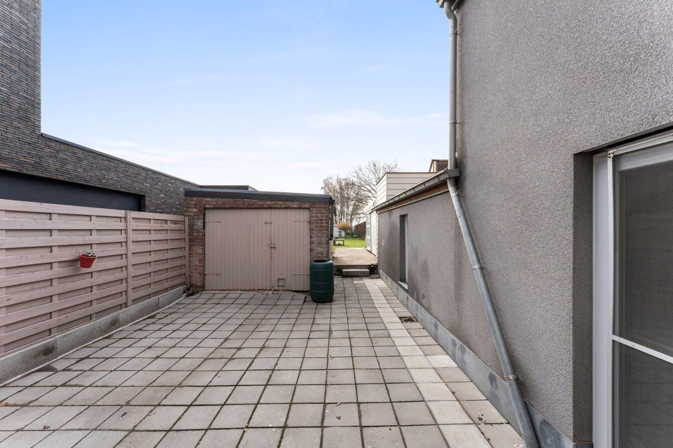 Woning met 4 slaapkamers en garage te Koekelare 