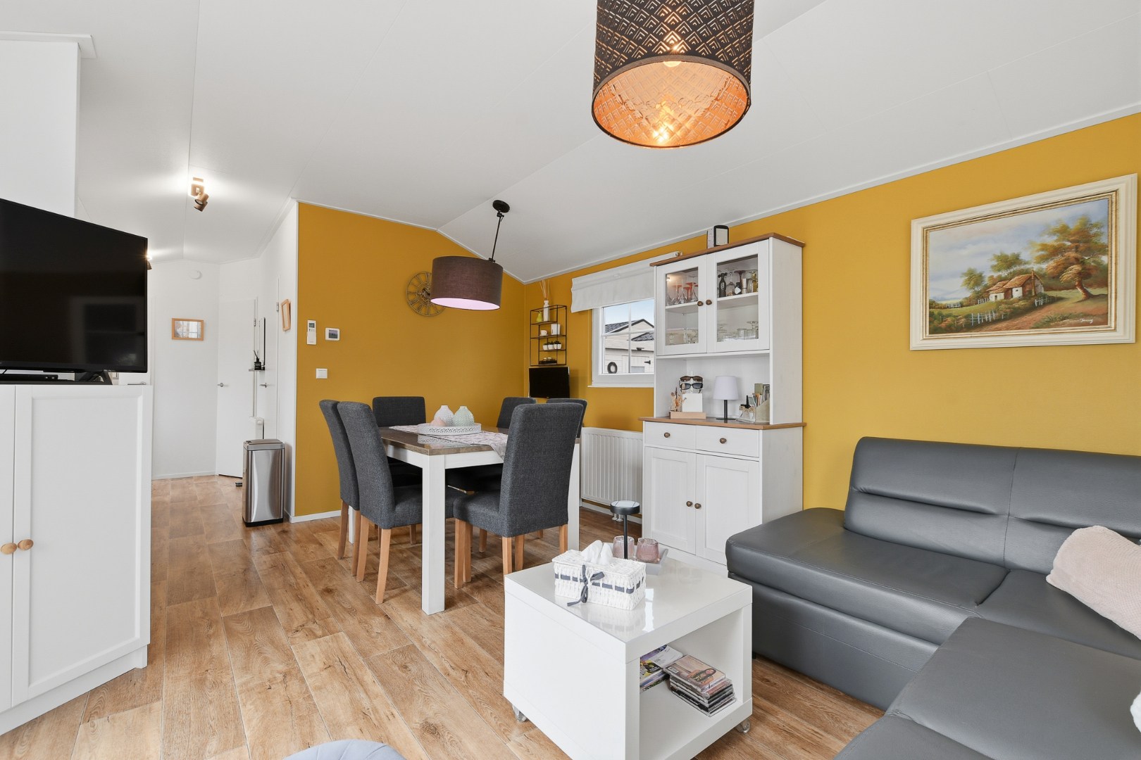 Verzorgde chalet met 2 slaapkamers 