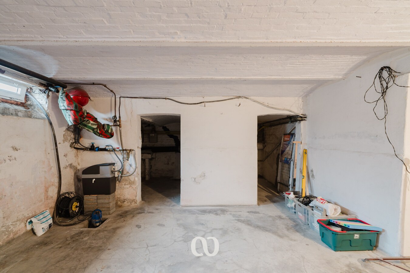 Ruim herenhuis met 8 slaapkamers en tuin in het centrum van Oudenaarde 