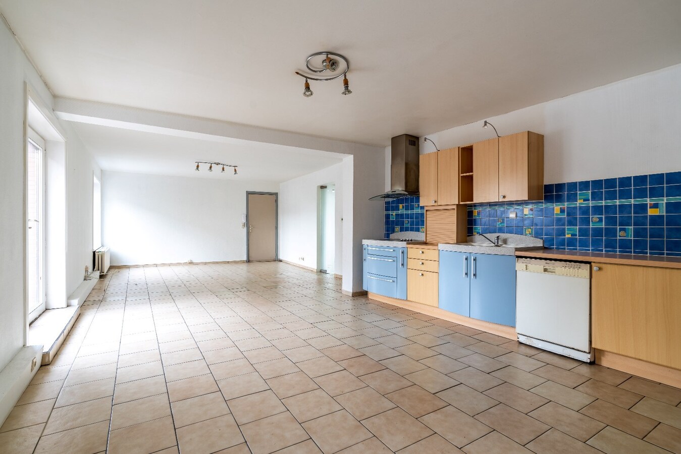 Appartement avec de beaux volumes &amp; 3 chambres, en plein centre-ville ! 