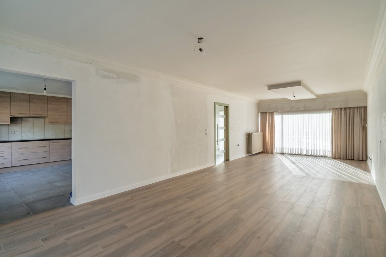 Gerenoveerde woning met 4 slaapkamers en 2 badkamers 