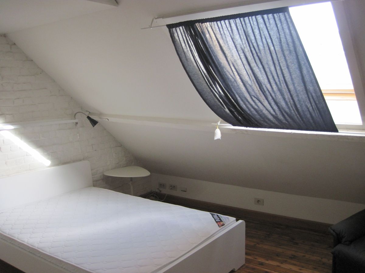 Gezellige duplex nabij 't Zuid - domicilie verplicht ( geen studenten ! ) 