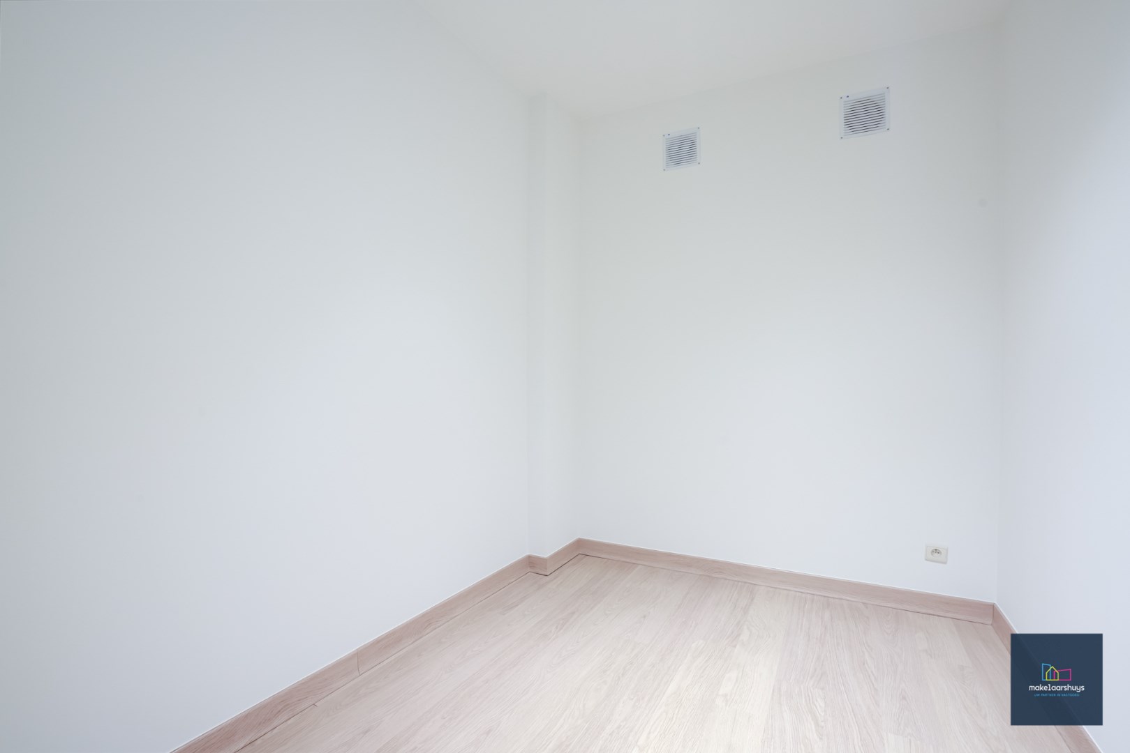 Ruime HOB met 4 slp., garage en tuin in rustige buurt. 