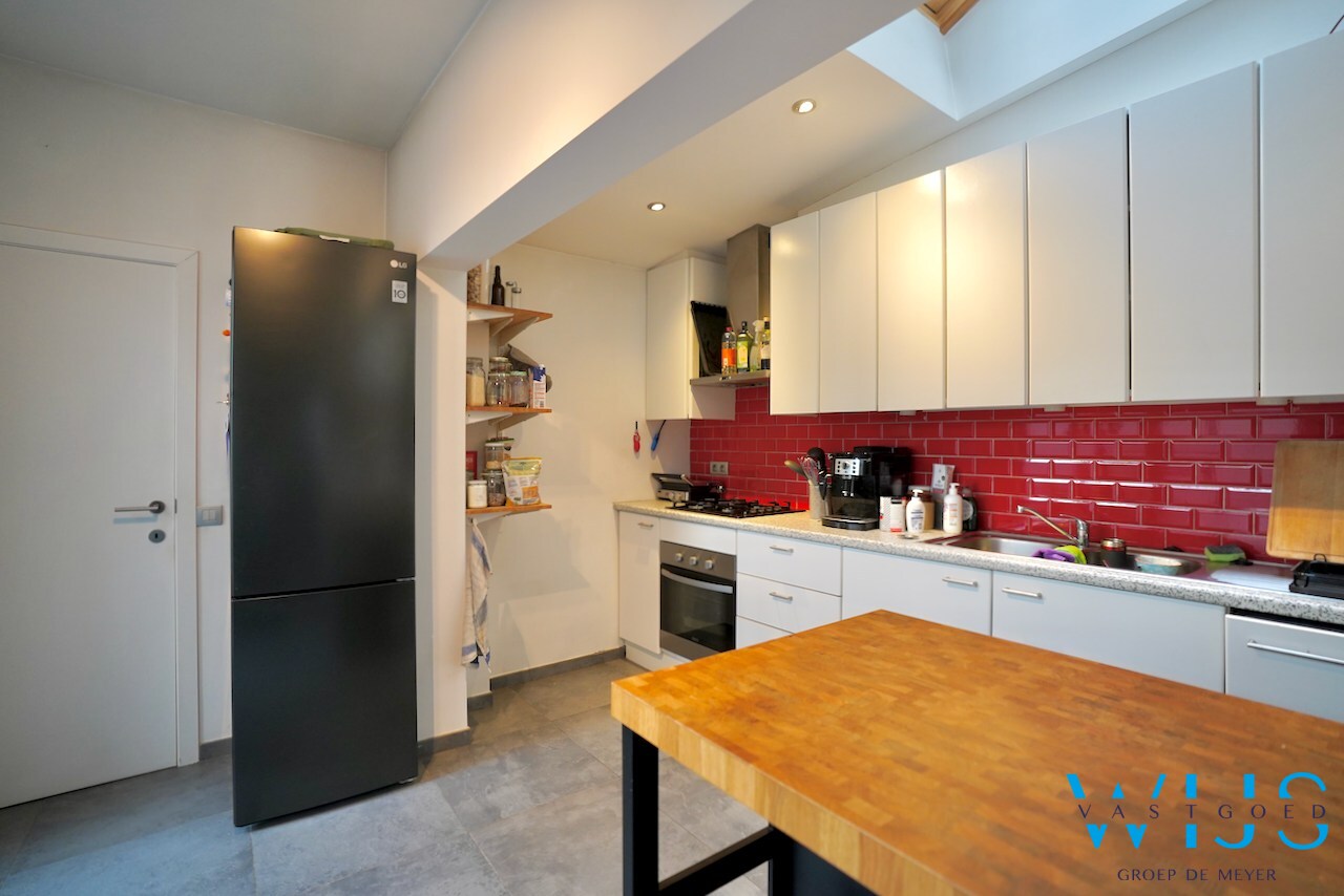 Prachtig woonhuis vlakbij het station Gent-Sint Pieters! 