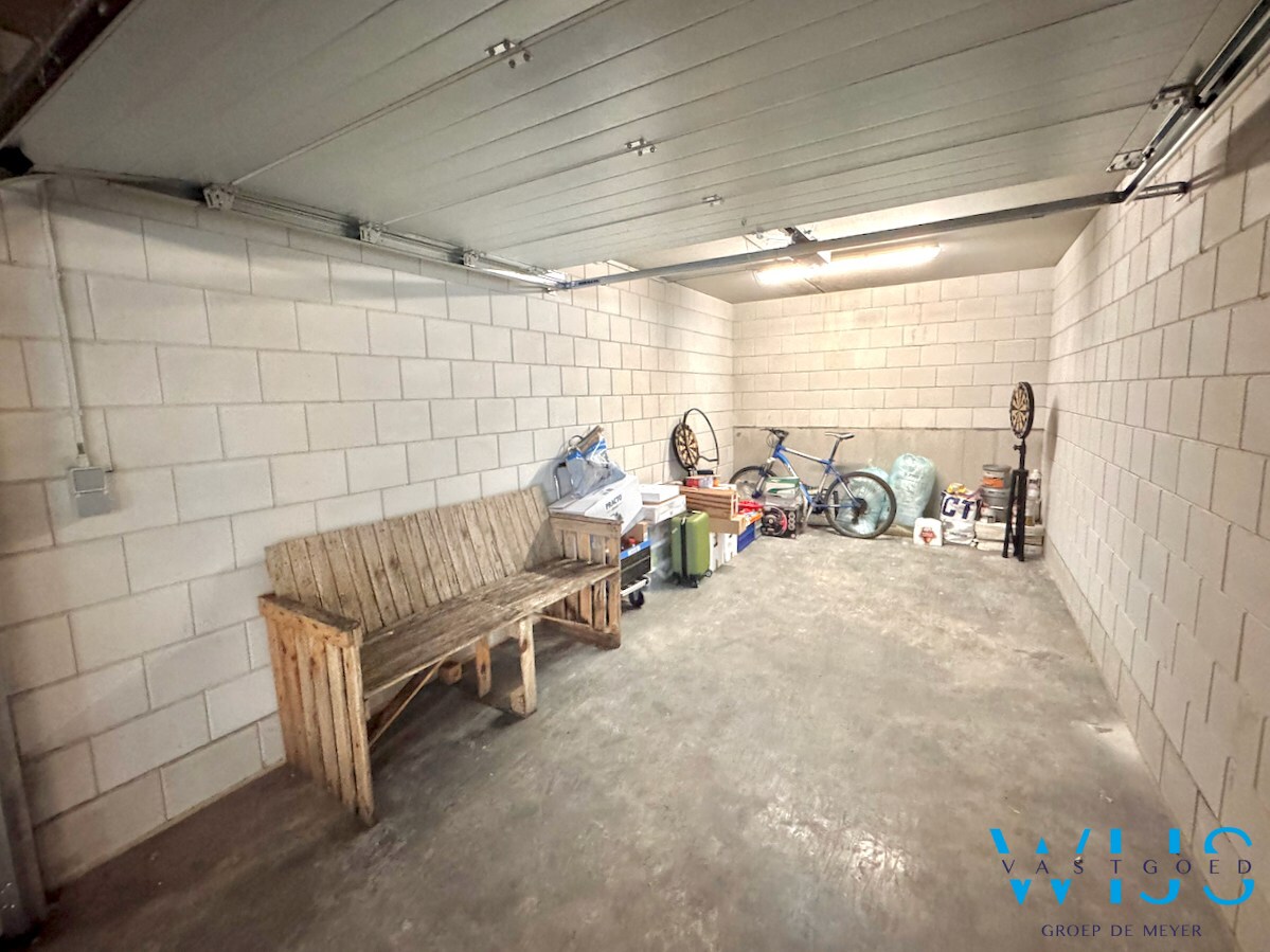 Instapklaar &amp; energiezuinig appartement met garage te Ertvelde ! 