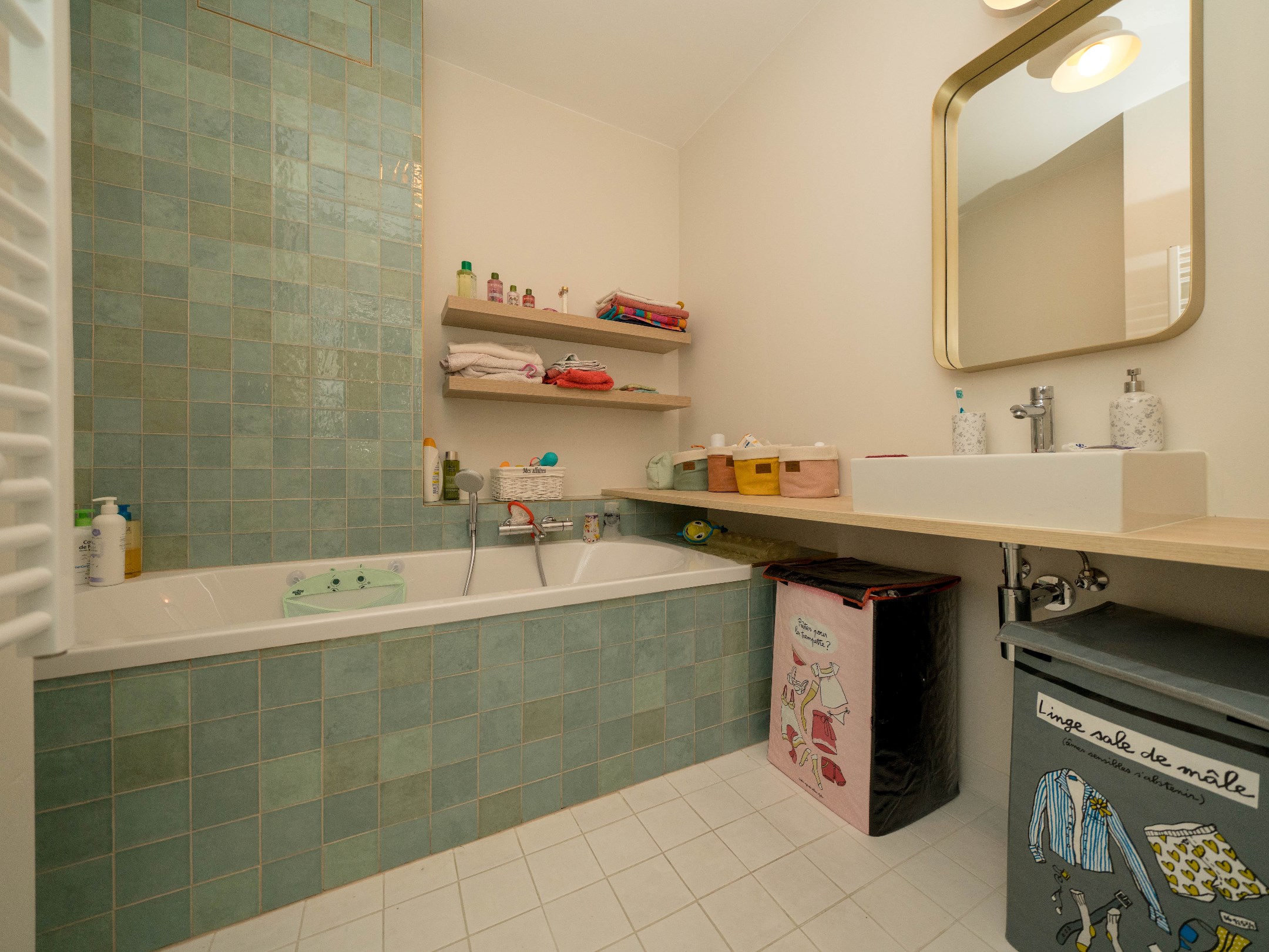 Prachtig appartement met 4 kamers, 2 bdk en 3 terrassen 