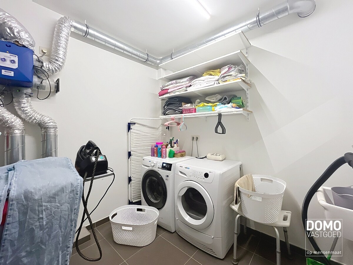 RUIME NIEUWBOUWWONING MET 3 SLAAPKAMERS, TUIN EN TERRAS TE BERINGEN (PAAL) 