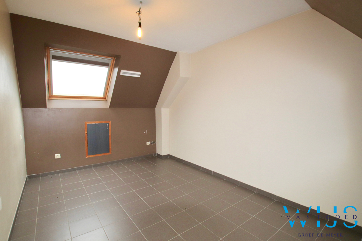 Instapklare bel-étage met 3 slaapkamers te ASSENEDE ! 