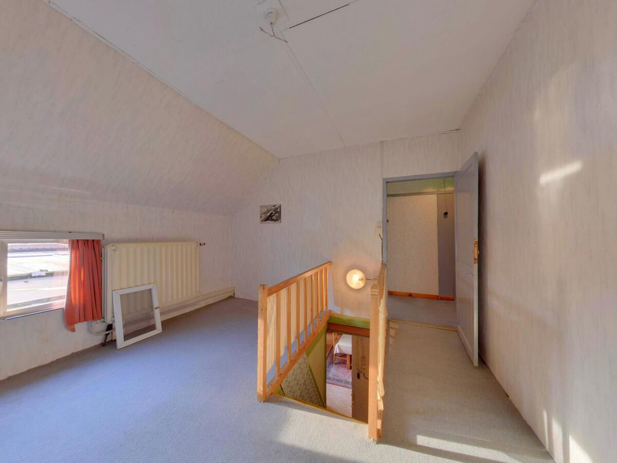 Ruime rijwoning in het gezellige Stalhille 