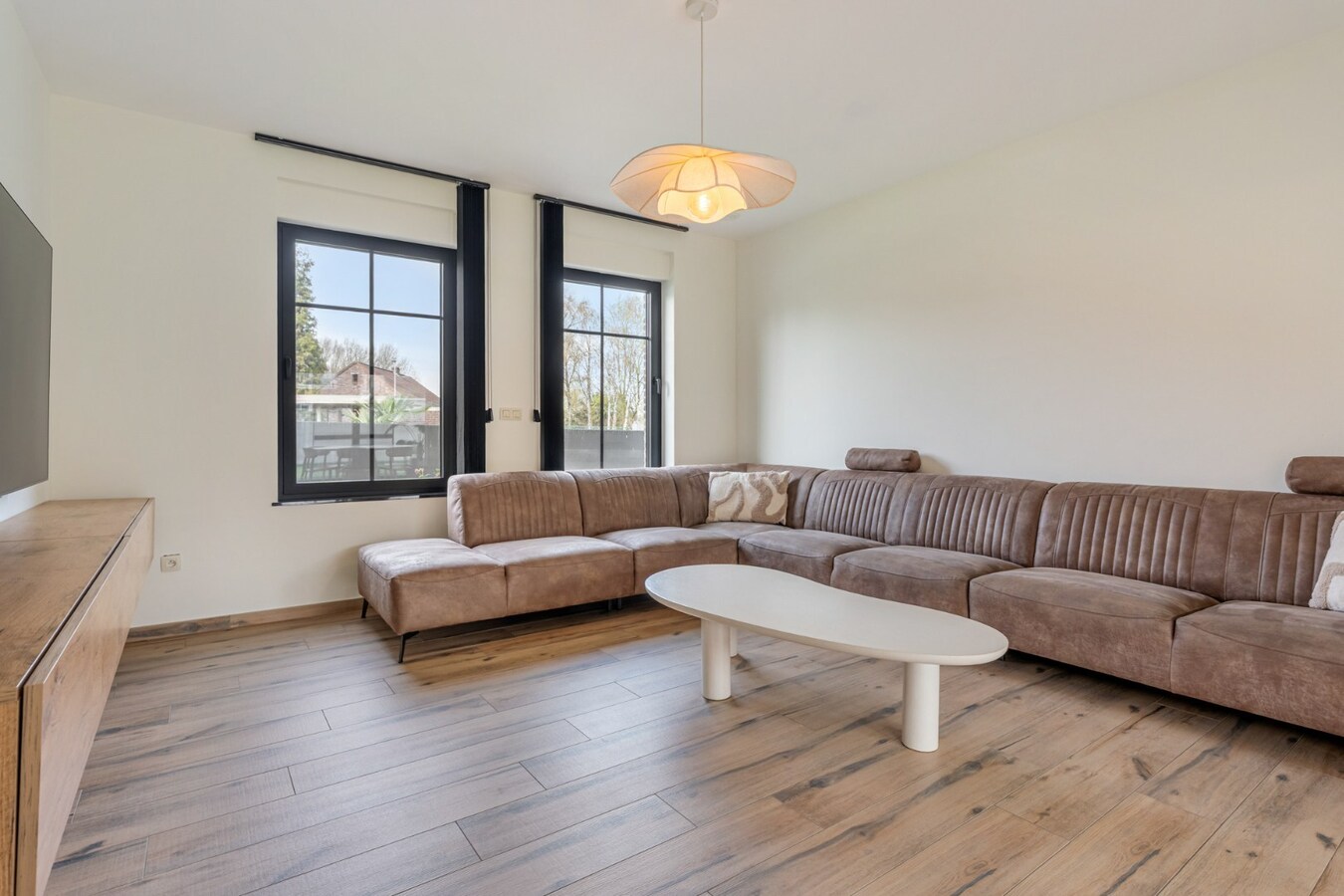 UNIEK VASTGOEDAANBOD! Kwaliteitsvolle pastorijwoning met duurzame technieken en uitzonderlijk wooncomfort 