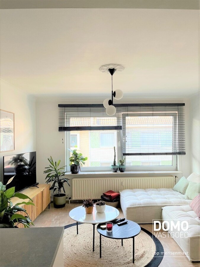 KNUS GERENOVEERD 1 SLAAPKAMER APPARTEMENT MET KELDERBERGING IN HET CENTRUM VAN HASSELT 