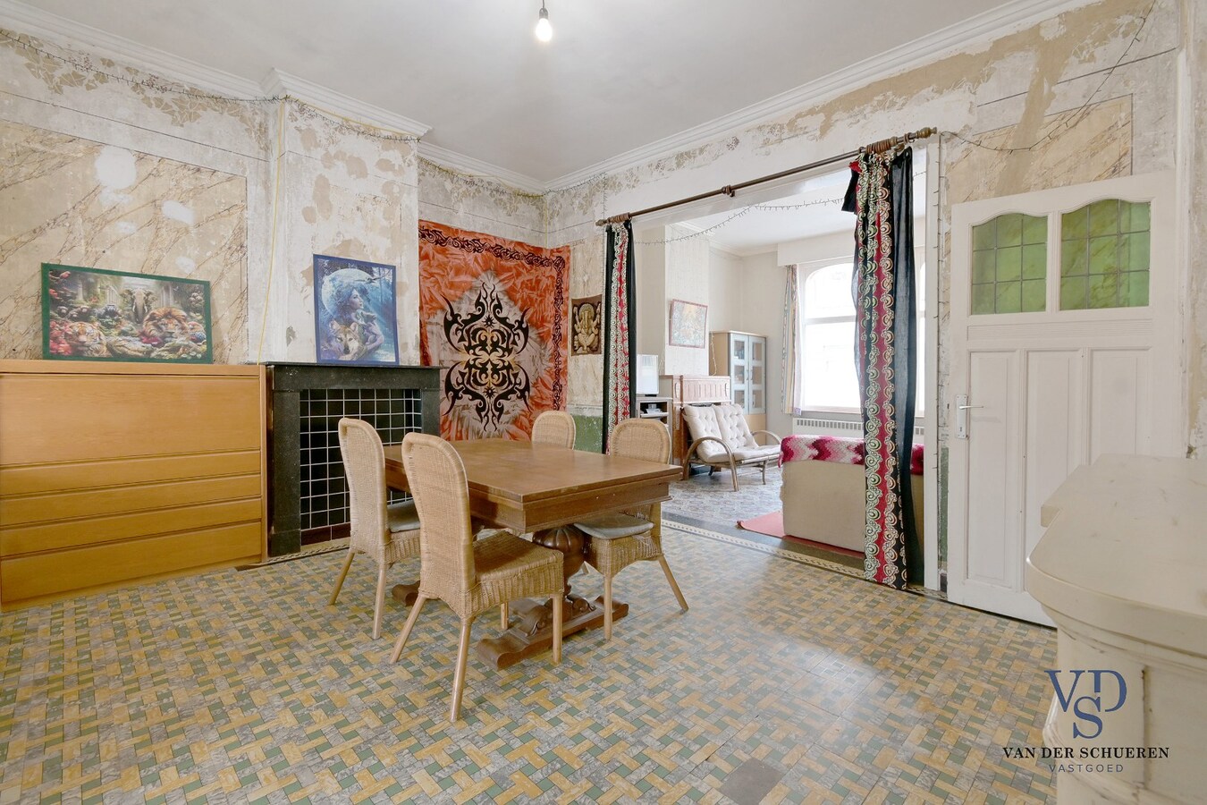 Ruime woning met opslagruimte 