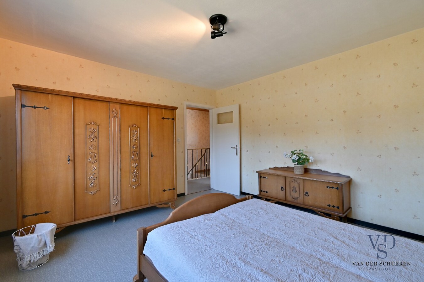 Degelijke Half Open Bebouwing 