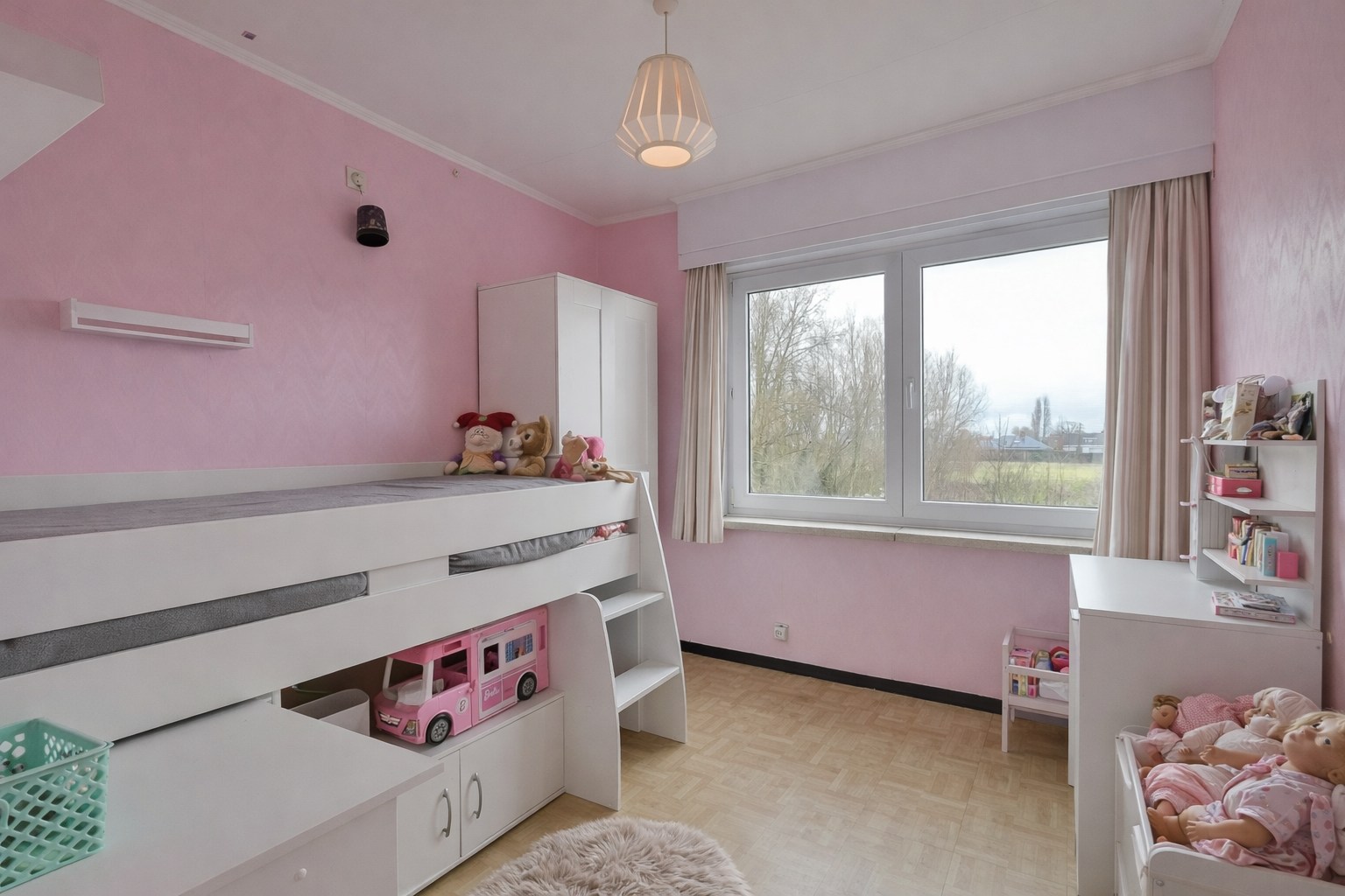 Gezellige woning in een residentiële woonwijk! 