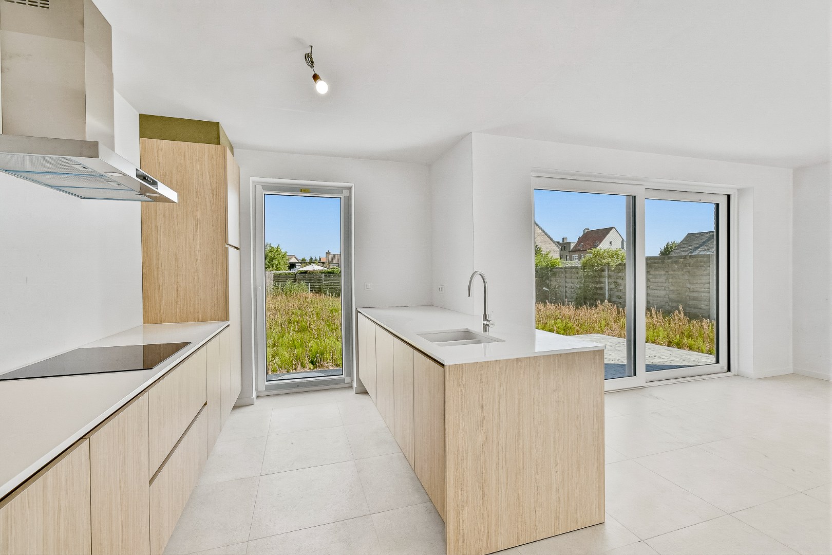 Gezinswoning met drie slaapkamers op goeie locatie 