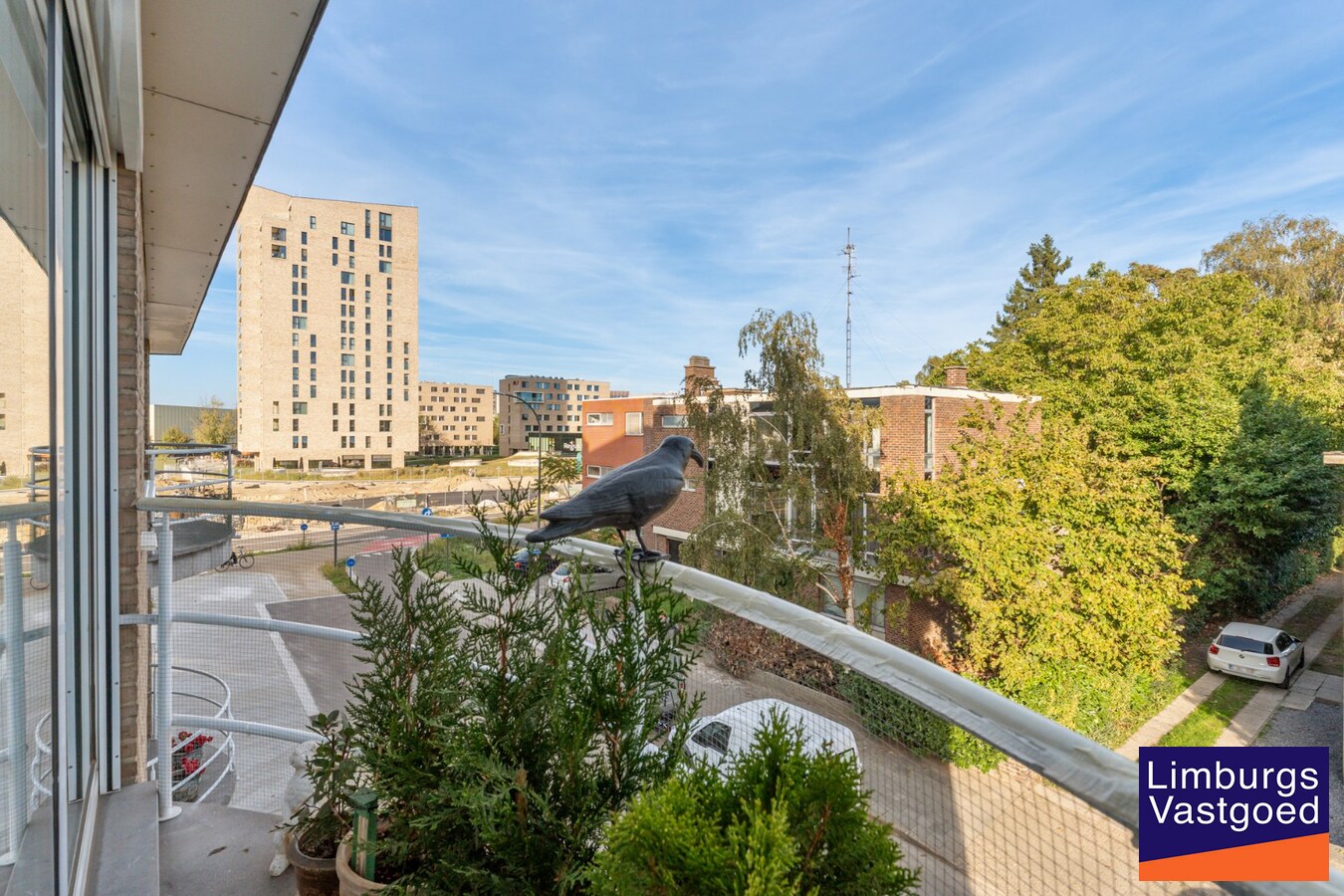 Ruim en centraal gelegen appartement, 2 slpk, met terras en garage 