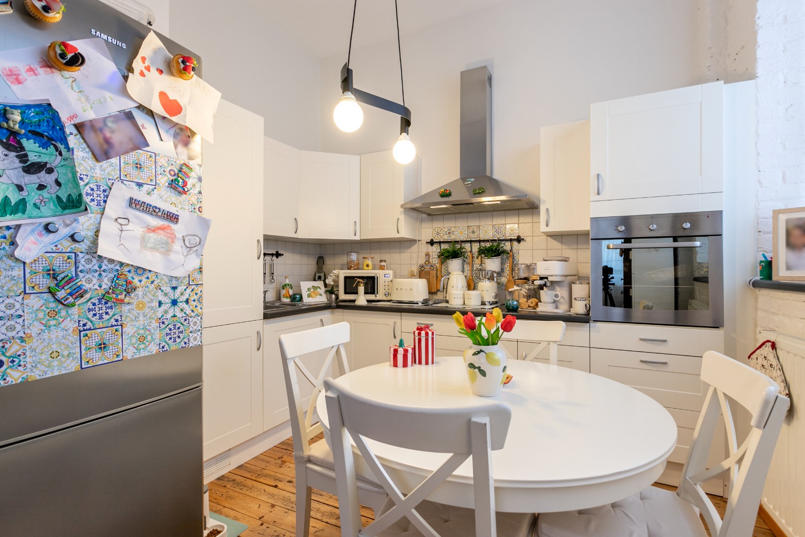 Opbrengsteigendom te koop met 3 app (+-100m²) én garagebox 