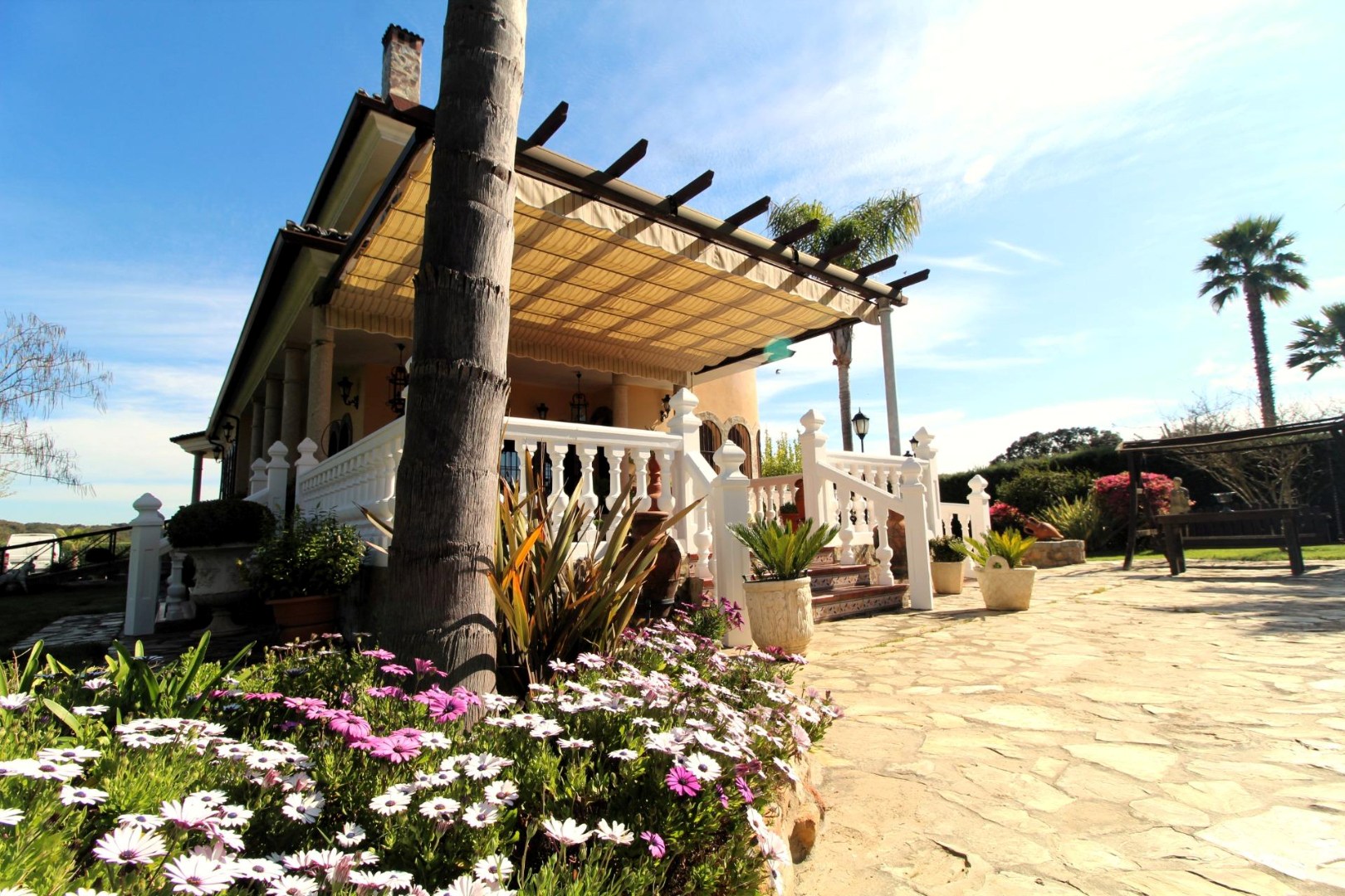 Villa te koop in Badajoz