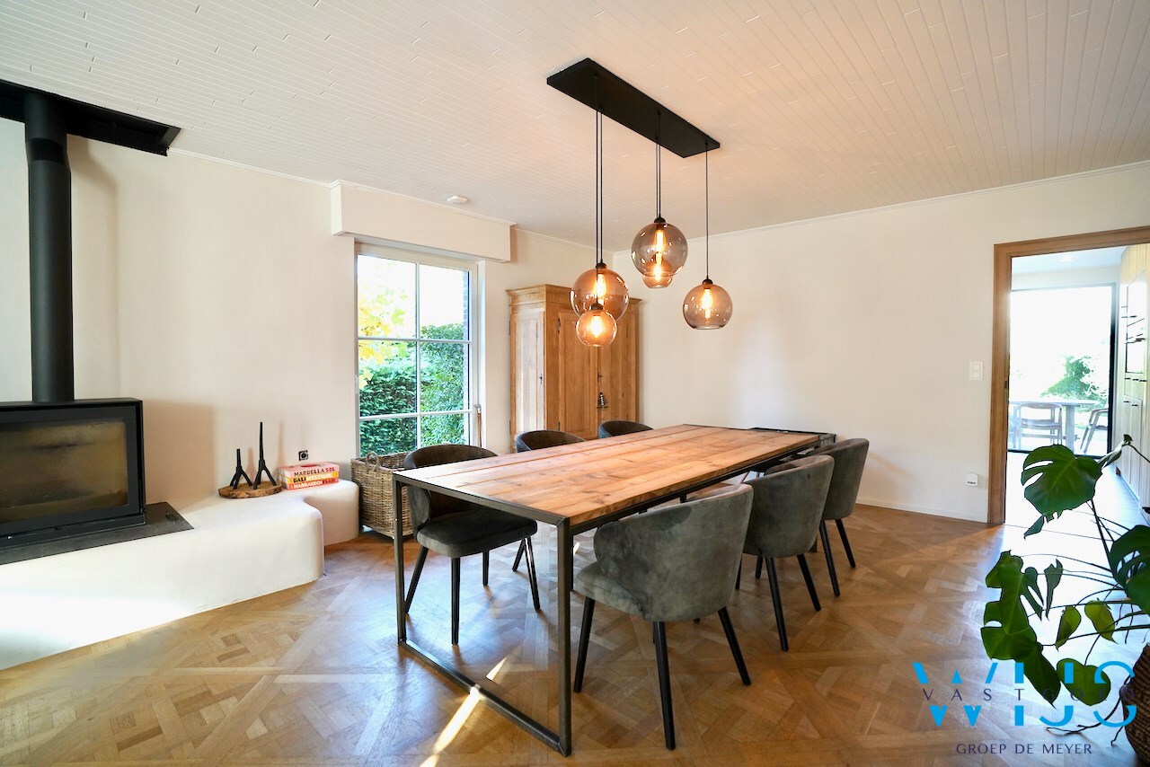 Prachtig ruim woonhuis met volwaardig bijgebouw ! 