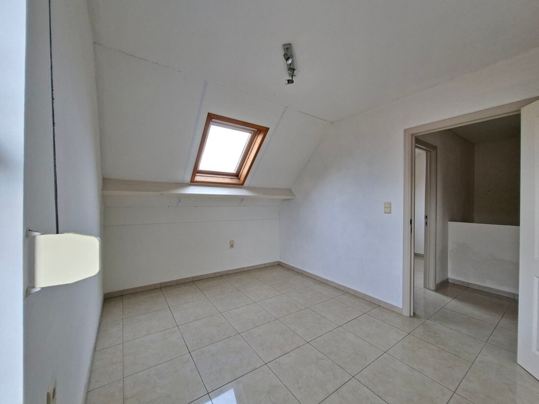 Goed gelegen duplex appartement te Lommel 