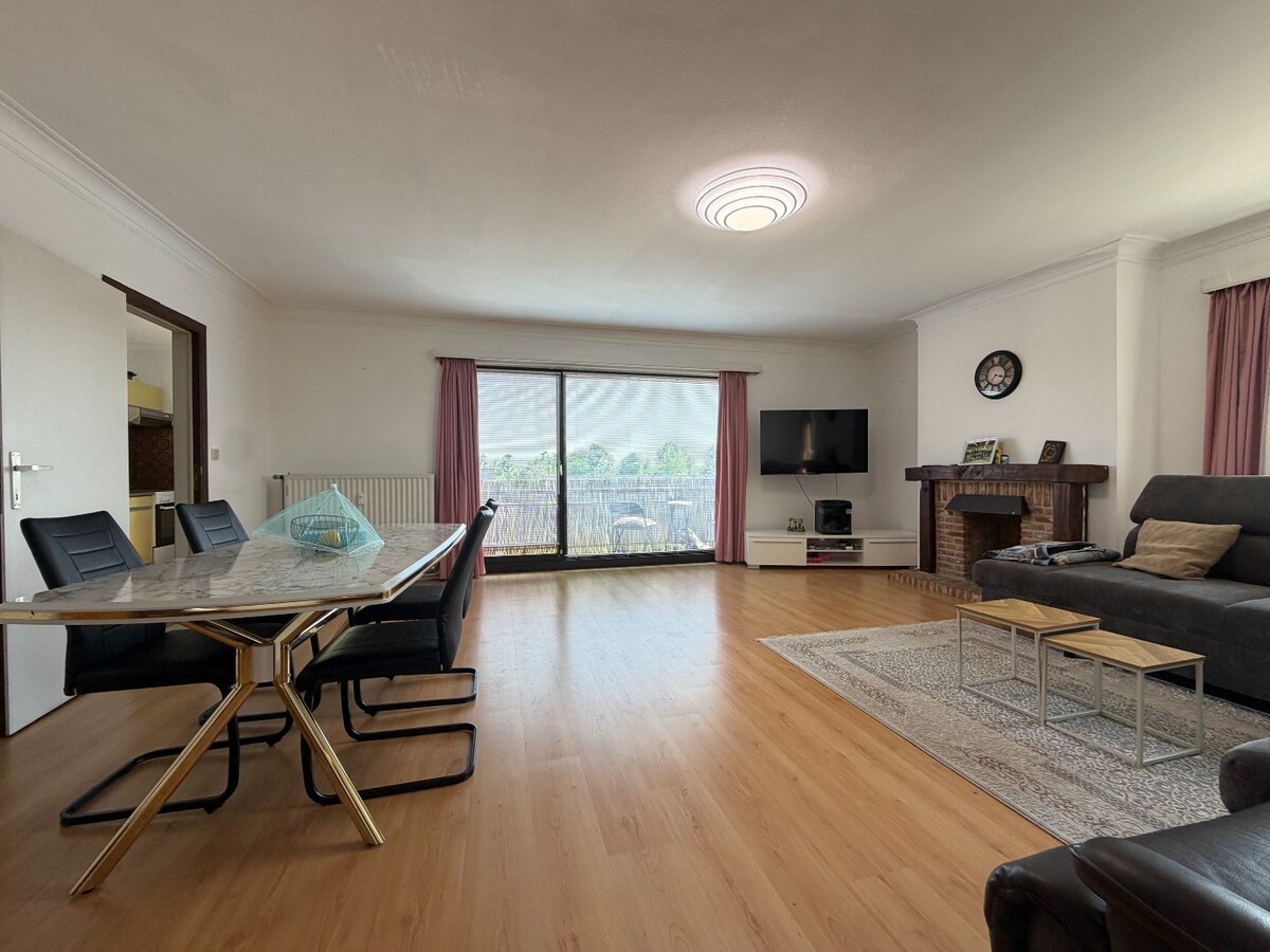 Lichtrijk instapklaar appartement EPC B  te Kuurne met 3 slaapkamers en autostaanplaats! 