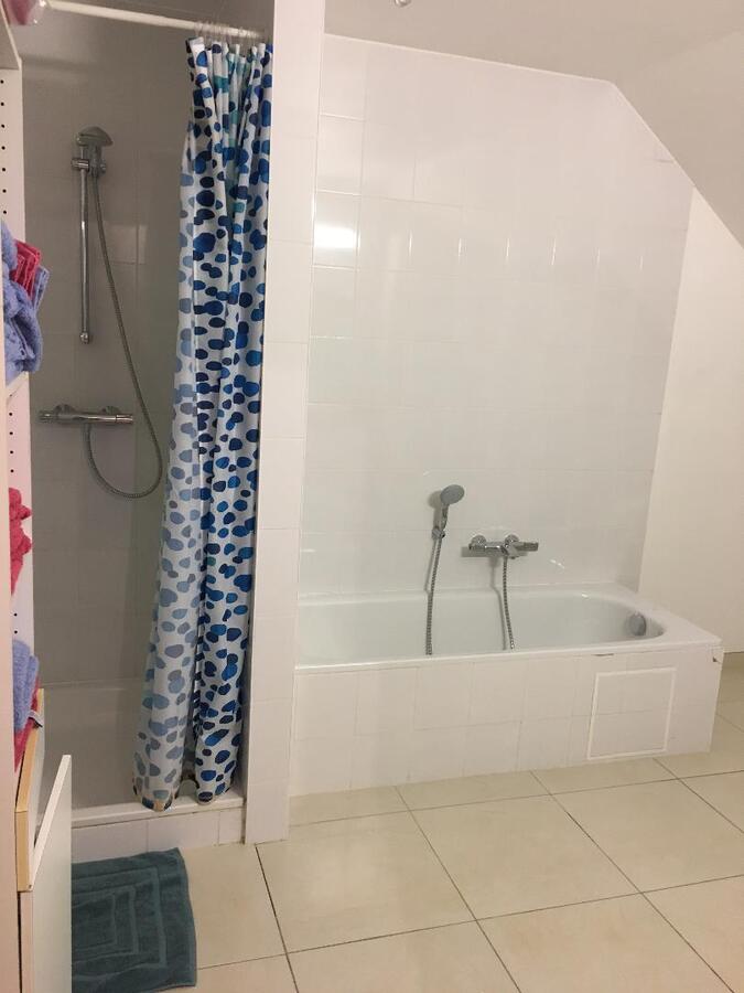 Aangename gezinswoning (Half Open Bebouwing). 