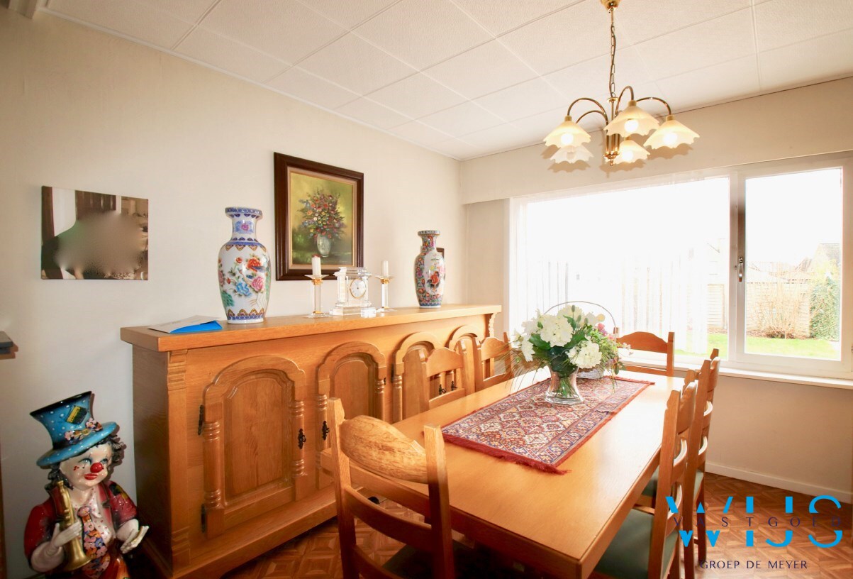 Te renoveren woonhuis in het dorp van Boekhoute ! 