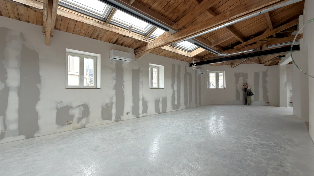  Kantoren te huur in majestueus hoekpand op Meir in Antwerpen