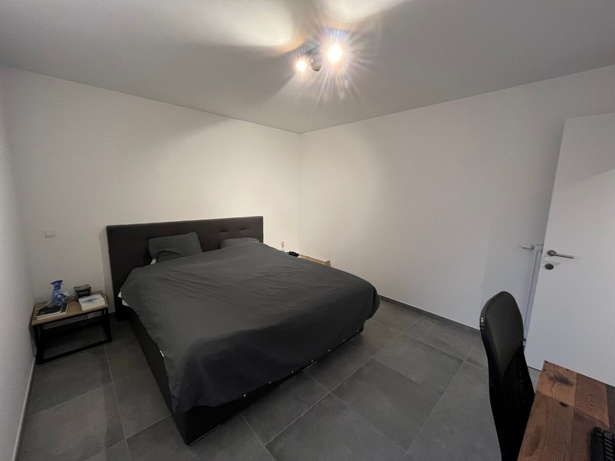 Nieuwbouwwoning in woonerf, hartje Gavere 