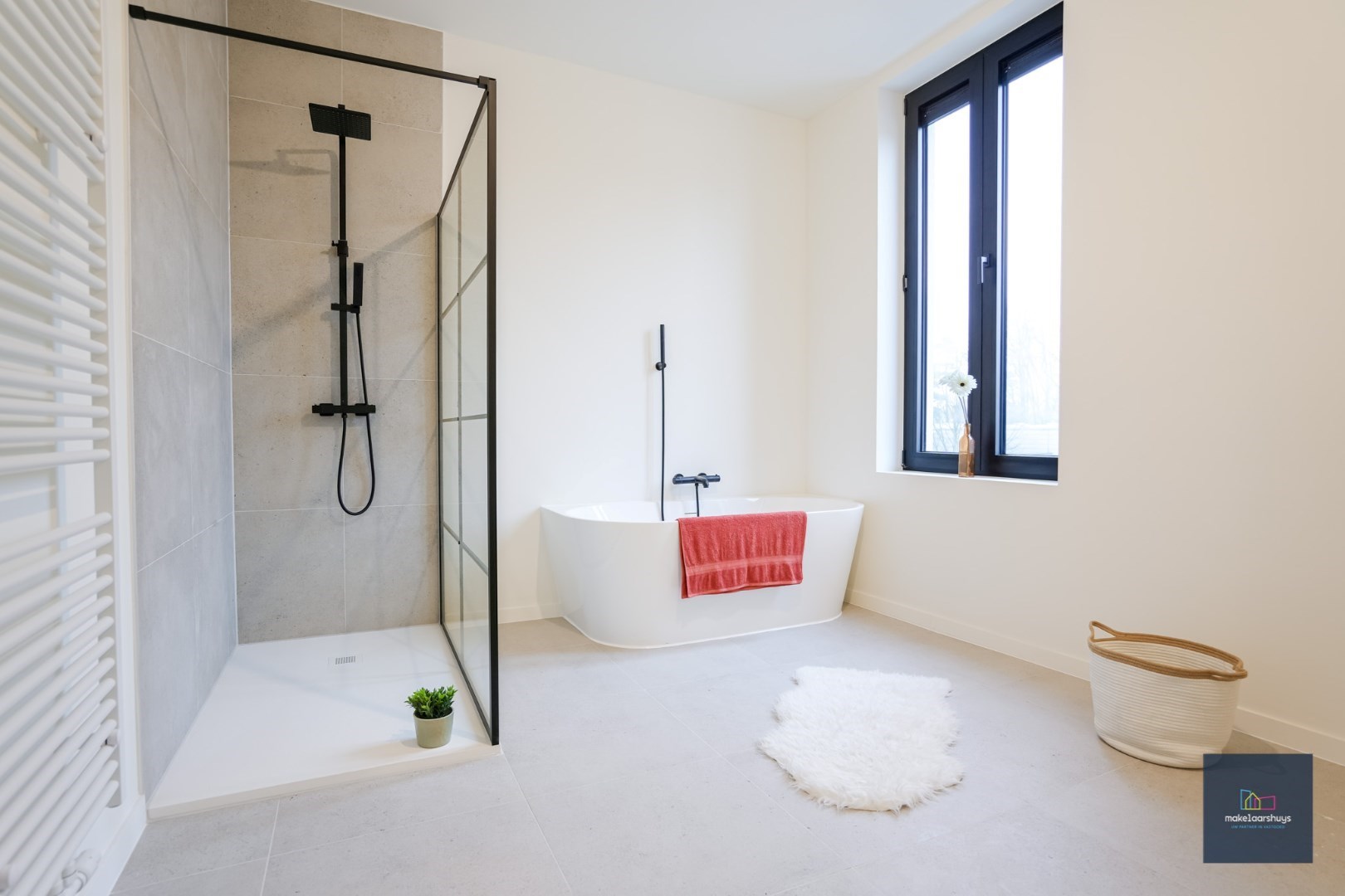 Gerenoveerde en instapklare eigendom met tuin 