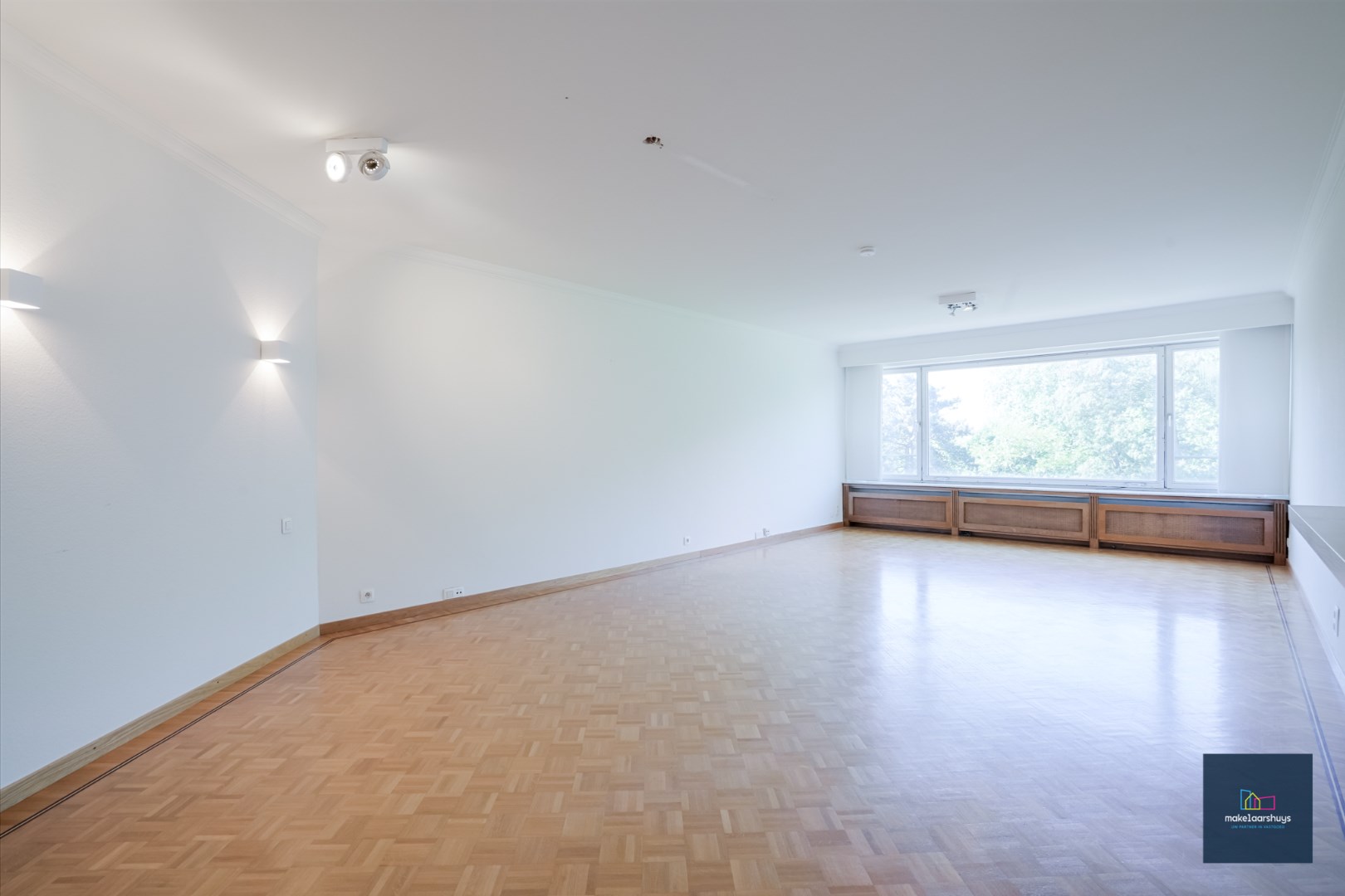 Ruim app. met 4 slpk en zicht op het Citadelpark 