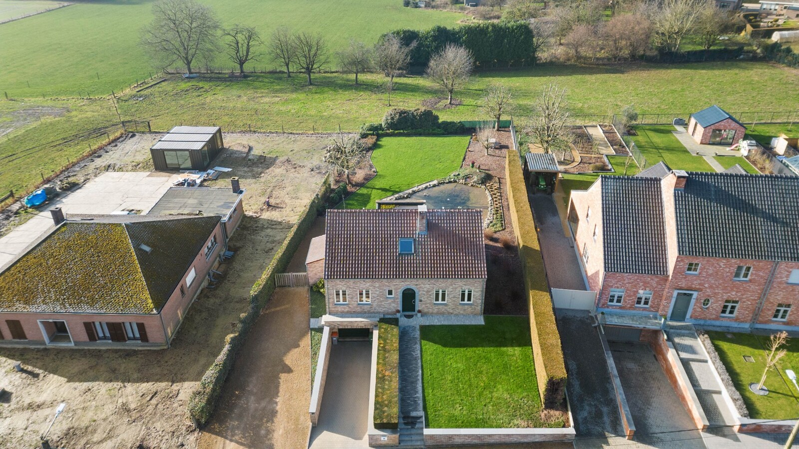 Perfect onderhouden, energiezuinig landhuis met unieke ligging 