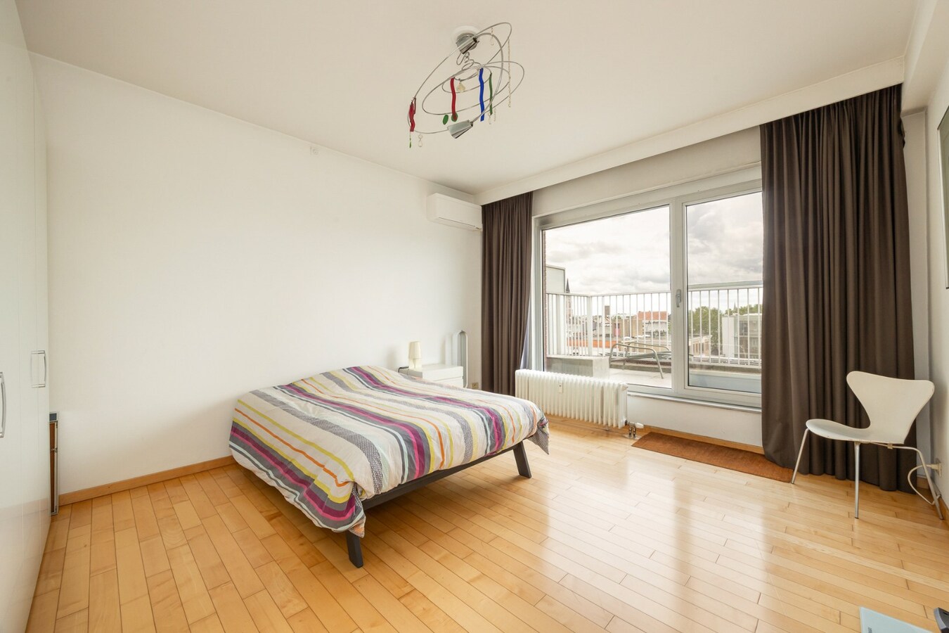 Zeer ruim appt. met 3 slpk en 2 terrassen te Antwerpen! 