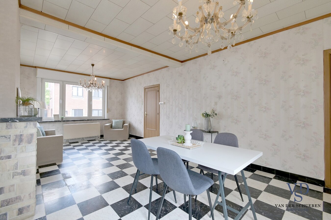 Charmante woning te Landskouter. 