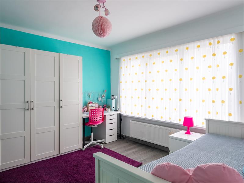 VERKOCHT!! Ruime en instapklare gezinswoning! 