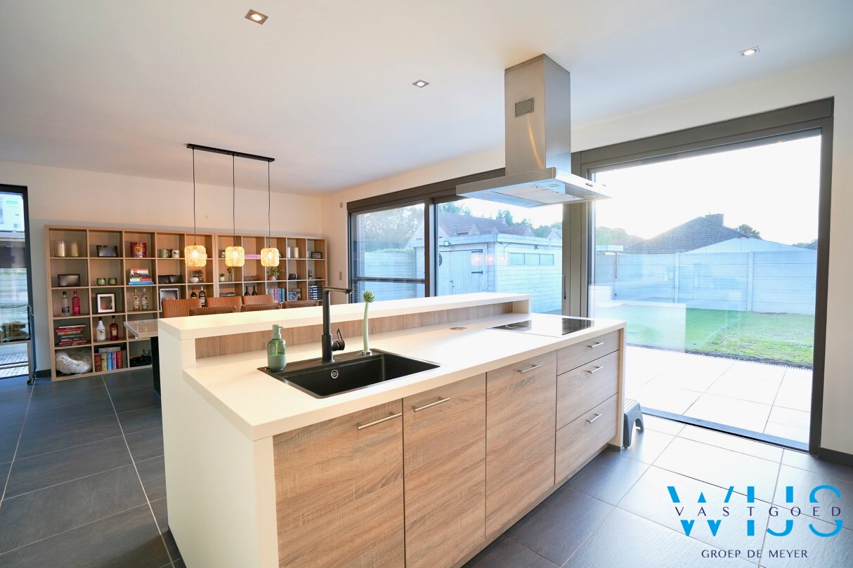 Prachtige en enorm ruime nieuwbouwwoning te Zelzate ! 