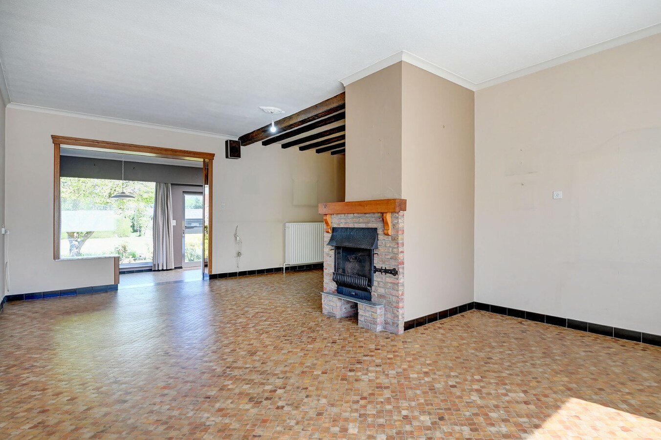 Ruime woning met drie slaapkamers 