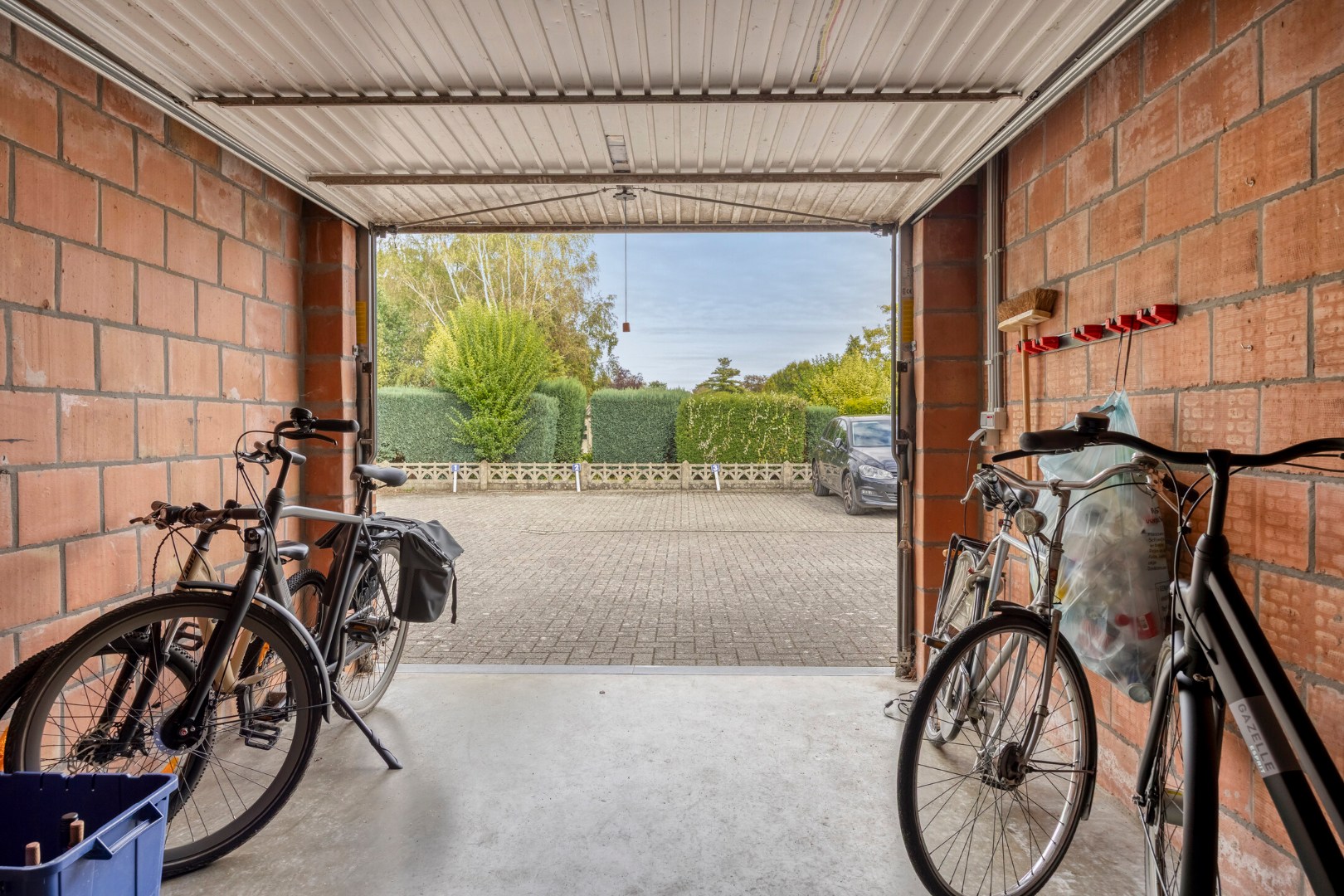 Instapklare duplex met 3 slpk., ruim terras en garage in Mol-Rauw 