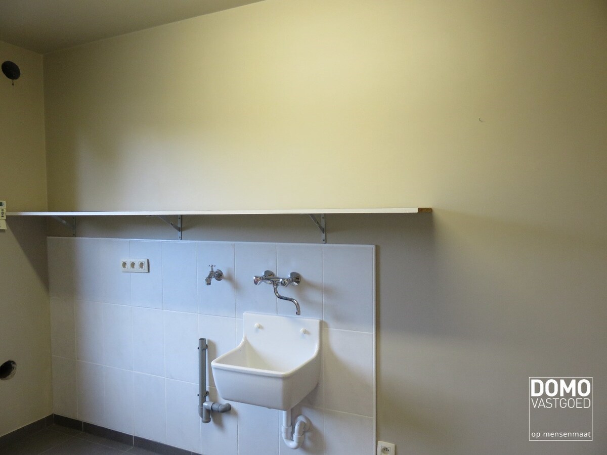 Instapklare en zeer ruime woning te Kuringen. 