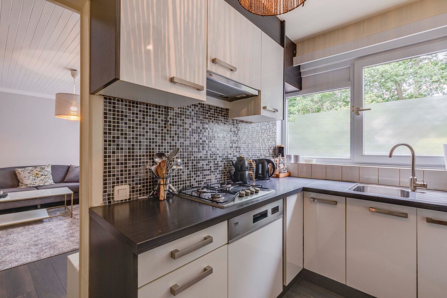 Instapklaar appartement te koop te Sint-Amandsberg 