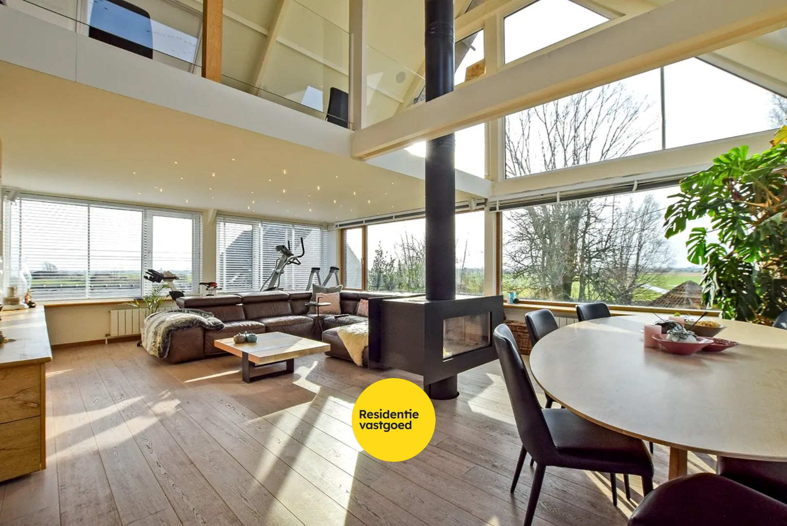 Restaurant met privéwoning en 2 B&amp;B-kamers op 4.370 m² 